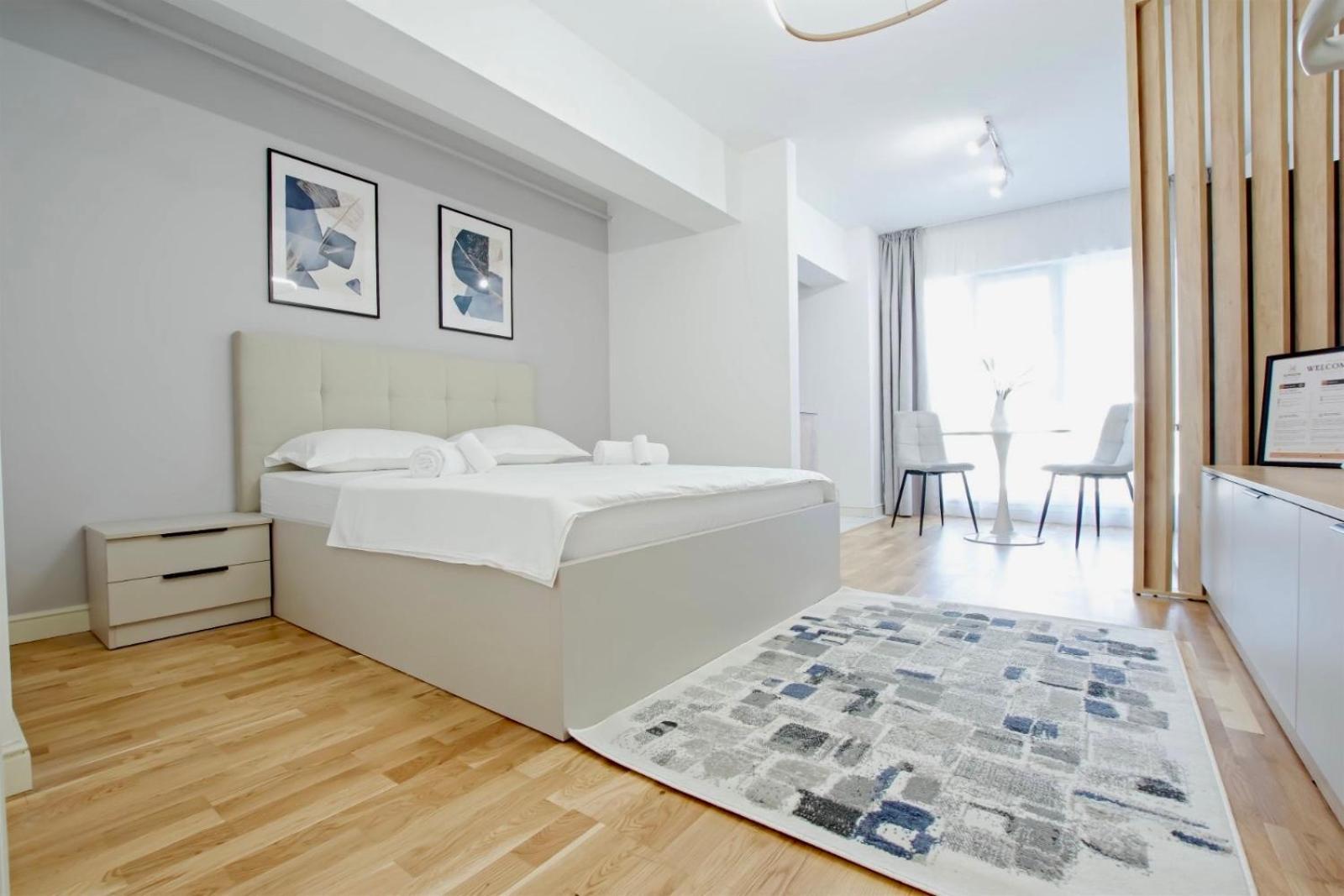 Himson-Blue Apartament Iasi Eksteriør bilde