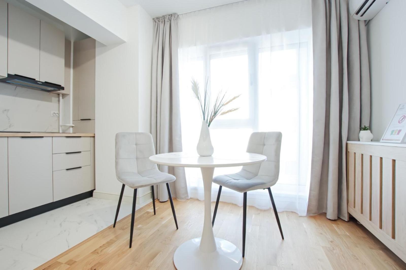 Himson-Blue Apartament Iasi Eksteriør bilde